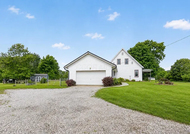 Homes for sale in Centerburg, OH | 4622 Lock Rd, Centerburg, OH 43011 | MLS# 226022763