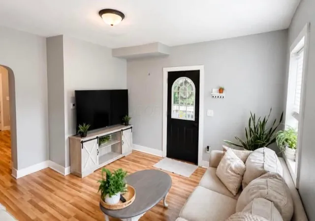Photo 3 of Single family home for sale at 300 N Buena Vista St, Newark, OH 43055 | MLS# 226022791 | Listing updated on 2026-10-10