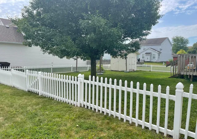 Homes for sale in Commercial Point, OH | 173 Butternut Pass, Commercial Point, OH 43116 | MLS# 226022817