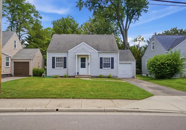 1st image of 1754 Kenny Rd, Columbus, OH 43212 | MLS# 226023037
