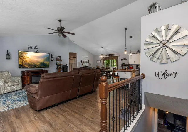 2nd image of 3255 Loper Rd Ne, Newark, OH 43055 | MLS# 226022823
