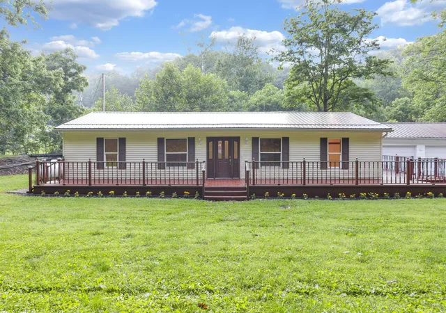 Homes for sale in South Bloomingville, OH | 22529 Conrad Rd, South Bloomingville, OH 43152 | MLS# 226022824