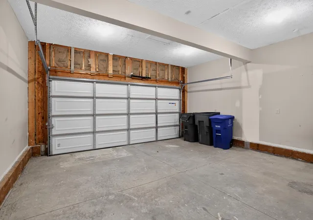 Photo 23 of Single family home for sale at 2893 Barrows Rd, Columbus, OH 43232 | MLS# 226023406 | Listing updated on 2026-08-22