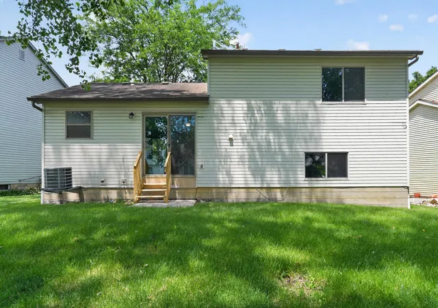 Photo 2 of Single family home for sale at 2836 Beal Dr, Columbus, OH 43232 | MLS# 226023404 | Listing updated on 2026-08-22