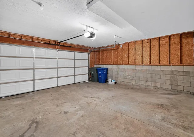 Photo 4 of Single family home for sale at 2836 Beal Dr, Columbus, OH 43232 | MLS# 226023404 | Listing updated on 2026-08-22