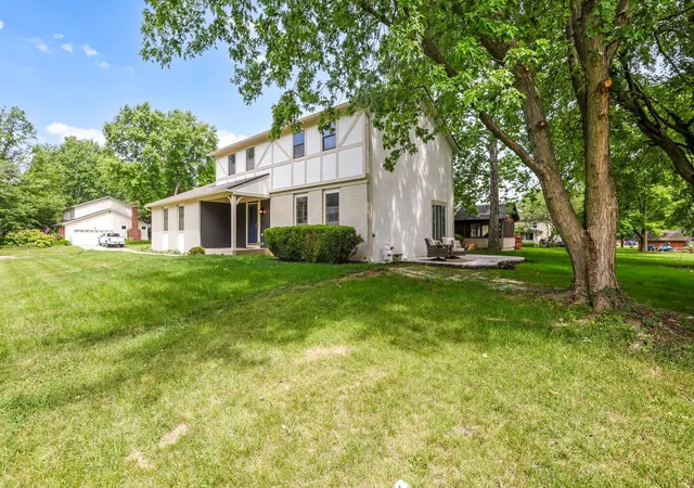 Homes for sale in Worthington, OH | 7010 Rockwoods Pl, Worthington, OH 43085 | MLS# 226025130