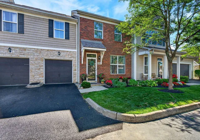 2nd image of 4308 Sunninghill Dr #25, Grove City, OH 43123 | MLS# 226023752