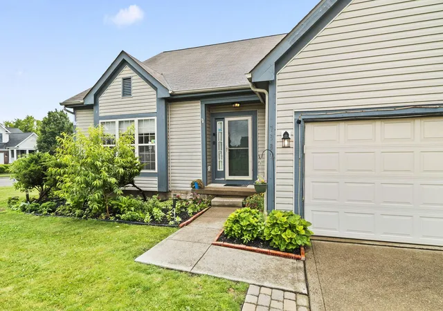 4th image of 7987 Ambrose Bend Bend, Reynoldsburg, OH 43068 | MLS# 226022877