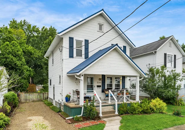Homes for sale in Newark, OH | 226 Cambria St, Newark, OH 43055 | MLS# 226023047