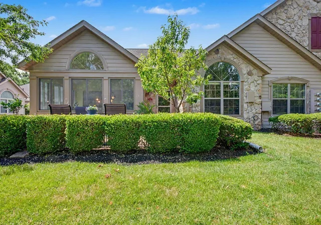 2nd image of 8760 Linksway Dr, Powell, OH 43065 | MLS# 226022905