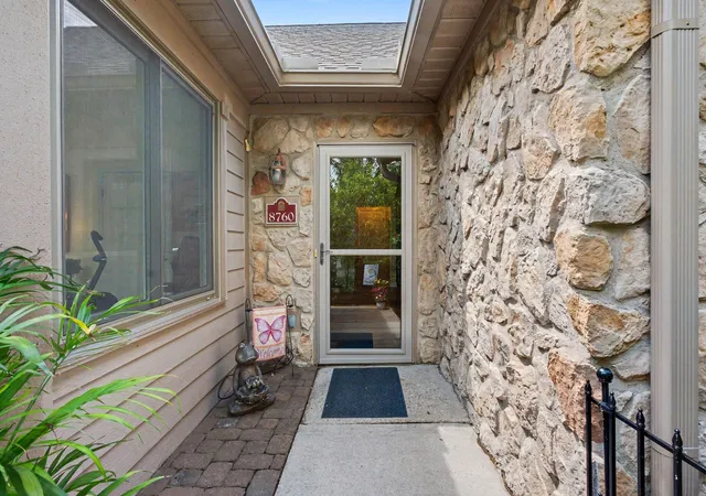 5th image of 8760 Linksway Dr, Powell, OH 43065 | MLS# 226022905