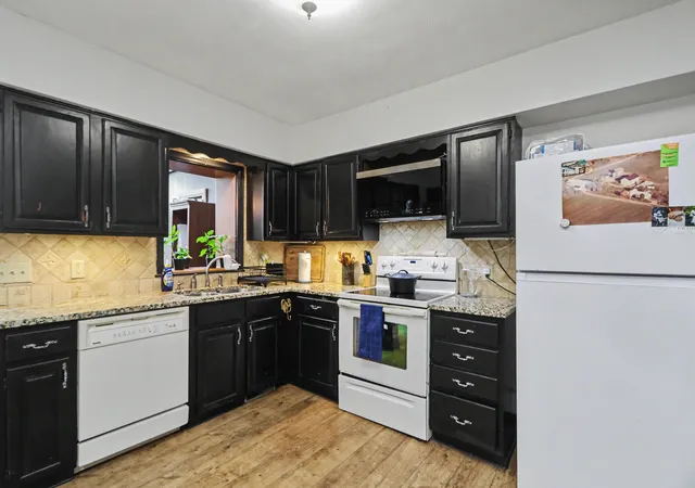 Photo 5 of Single family home for sale at 2444 Kings Corners Rd E, Mansfield, OH 44904 | MLS# 226022935 | Listing updated on 2026-09-01