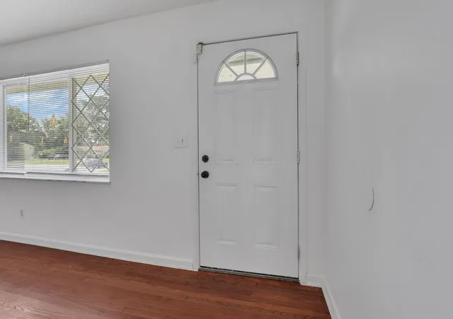5th image of 1546 Sandalwood Pl, Columbus, OH 43229 | MLS# 226022937
