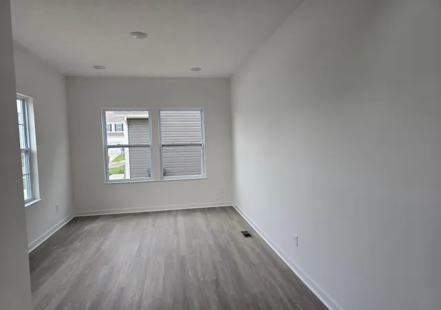 Photo 4 of Single family home for sale at 485 Creekside Dr, Commercial Point, OH 43116 | MLS# 226023576 | Listing updated on 2026-09-03