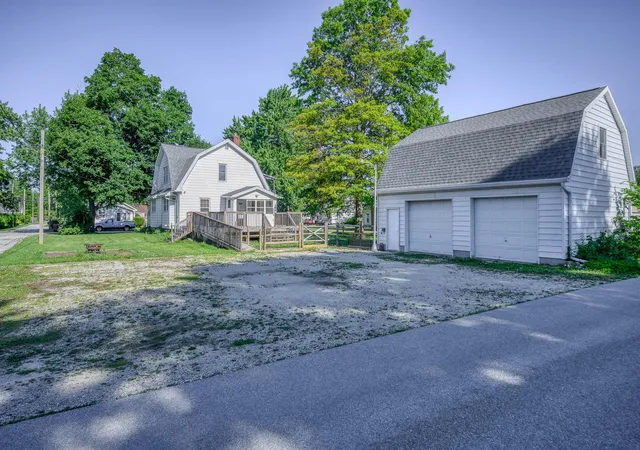 Homes for sale in Genoa, OH | 509 Buckeye St, Genoa, OH 43430 | MLS# 226026234