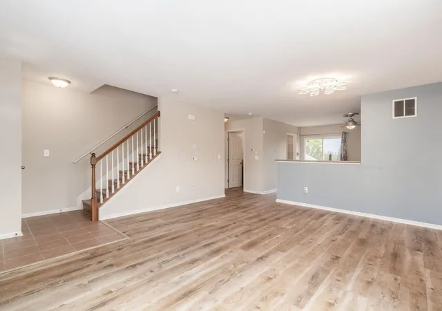 Homes for sale in Columbus, OH | 952 Hartford Village Blvd, Columbus, OH 43228 | MLS# 226023629