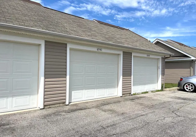 image of 6541 Nottinghill Trai Dr, Canal Winchester, OH 43110