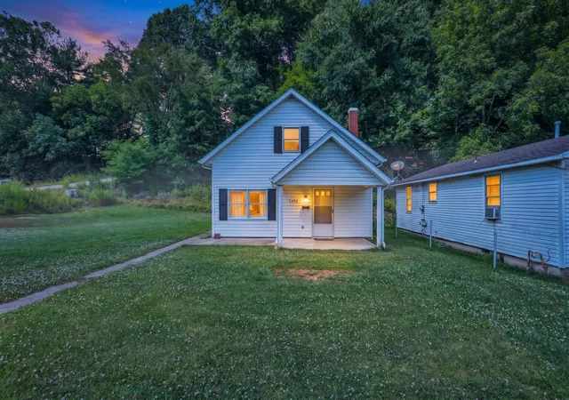 Homes for sale in Logan, OH | 1392 4th St, Logan, OH 43138 | MLS# 226025411