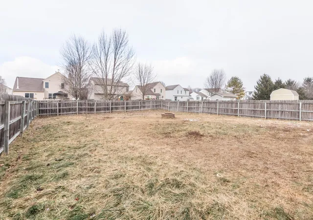 Homes for sale in Marysville, OH | 1184 Valley Dr, Marysville, OH 43040 | MLS# 226022954