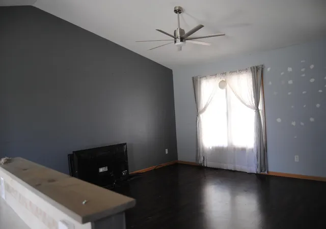 Photo 3 of Single family home for sale at 1184 Valley Dr, Marysville, OH 43040 | MLS# 226022954 | Listing updated on 2026-09-11