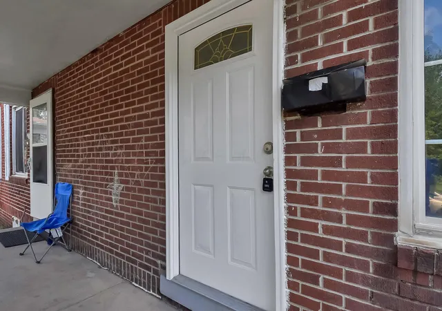 2nd image of 526 S Terrace Ave, Columbus, OH 43204 | MLS# 226022988