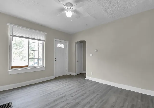 5th image of 526 S Terrace Ave, Columbus, OH 43204 | MLS# 226022988