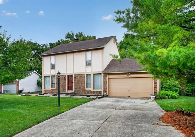 Photo 2 of Single family home for sale at 1275 Le Anne Marie Cir, Columbus, OH 43235 | MLS# 226023118 | Listing updated on 2026-09-15