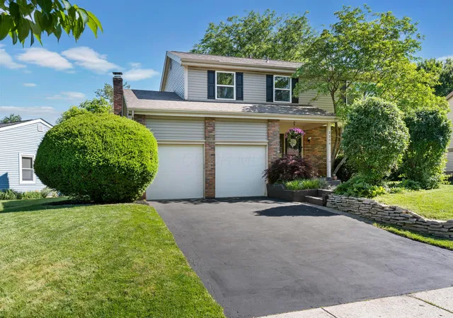 Photo 2 of Single family home for sale at 2256 Worthingwoods Blvd, Powell, OH 43065 | MLS# 226023196 | Listing updated on 2026-07-28