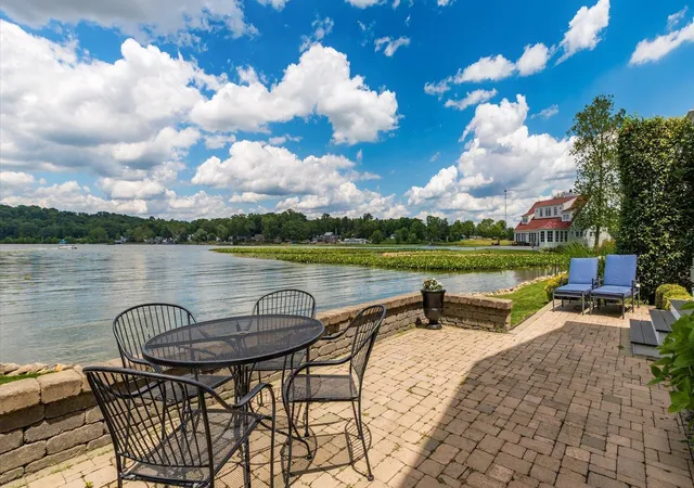Homes for sale in Thornville, OH | 9444 Vista Point Dr, Thornville, OH 43076 | MLS# 226023344