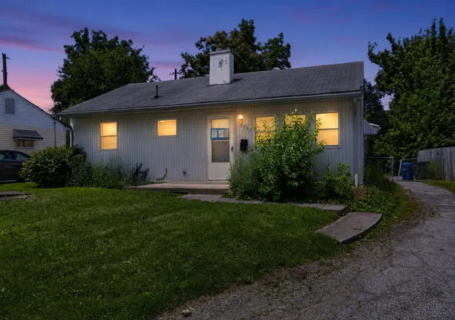 Photo 2 of Sale Pending at 3793 Walmar Dr, Columbus, OH 43224 | MLS# 226023497 | Listing updated on 2026-08-28
