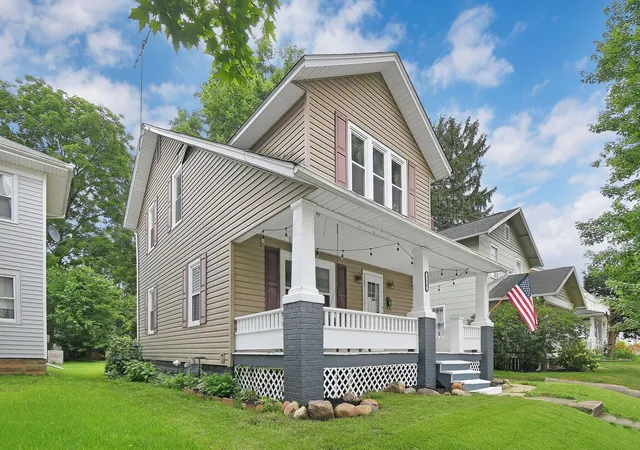 Homes for sale in Newark, OH | 138 Neal Ave, Newark, OH 43055 | MLS# 226025253