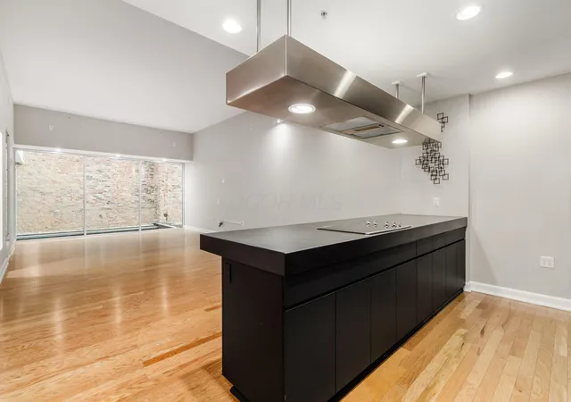 Photo 3 of Condo for sale at 106 N High St #506, Columbus, OH 43215 | MLS# 226023214 | Listing updated on 2026-08-27
