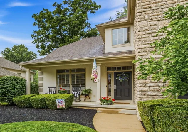3rd image of 8600 Coldwater Dr, Powell, OH 43065 | MLS# 226023065