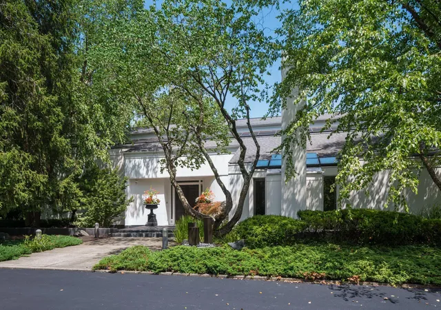 5th image of 422 N Parkview Ave, Columbus, OH 43209 | MLS# 226024418