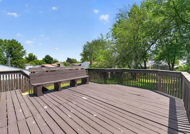 Photo 3 of Sale Pending at 798 Orchard Glen, Columbus, OH 43228 | MLS# 226025675 | Listing updated on 2026-10-26