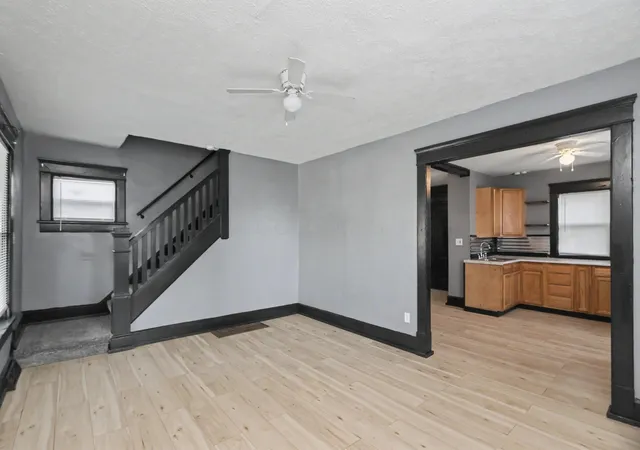 Photo 3 of Sale Pending at 121 125 Ford St, Mansfield, OH 44902 | MLS# 226023106 | Listing updated on 2026-08-24