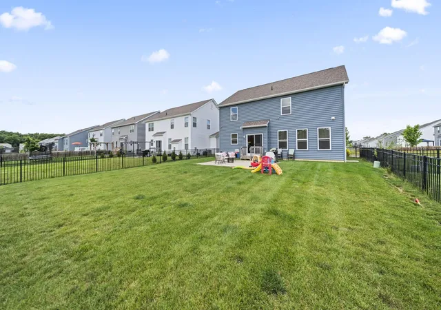 Homes for sale in Blacklick, OH | 9063 Farlington Dr, Blacklick, OH 43004 | MLS# 226023152