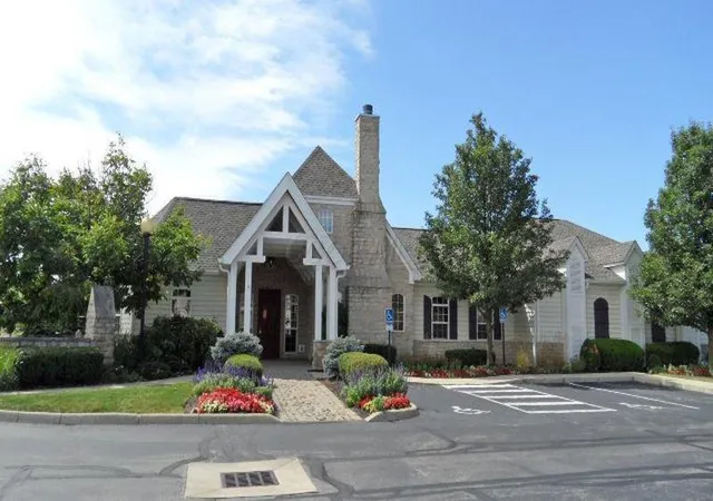Listing Photo 2 - Condo for sale in building located at 4955 Ivyvine Blvd, Dublin, OH 43016 - Unit #