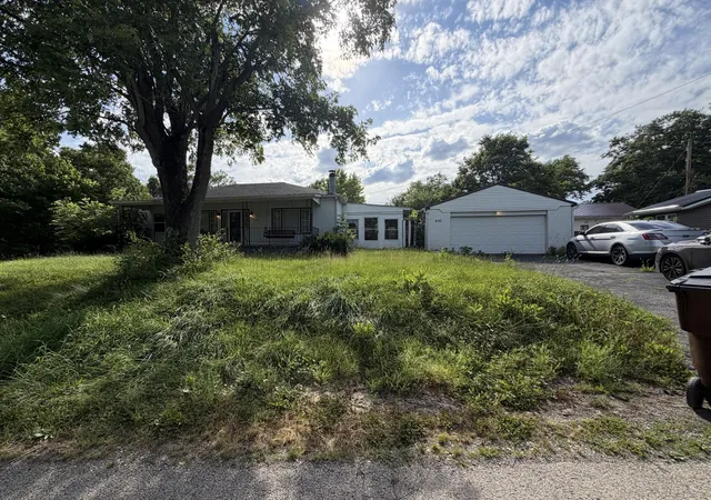 Homes for sale in Chillicothe, OH | 641 Congress Rd, Chillicothe, OH 45601 | MLS# 226023080