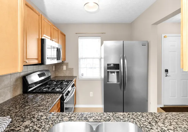 Homes for sale in Columbus, OH | 4078 Blendon Point Dr #61C, Columbus, OH 43230 | MLS# 226023157