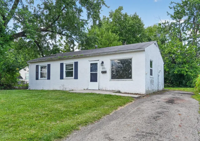 Photo 1 of Single family home for sale at 1203 Brookcliff Ave, Columbus, OH 43219 | MLS# 226023496 | Listing updated on 2026-09-10