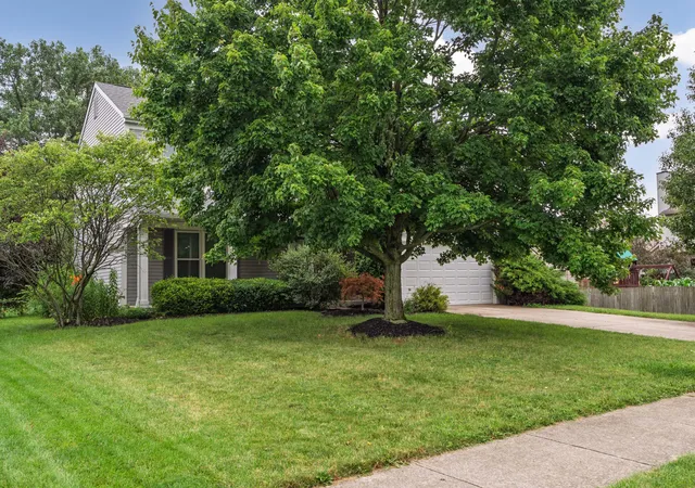 Homes for sale in Lewis Center, OH | 1901 Westwood Dr, Lewis Center, OH 43035 | MLS# 226023420