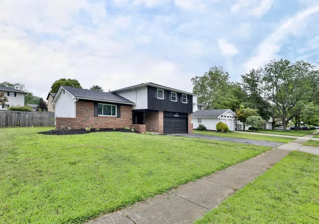 Homes for sale in Reynoldsburg, OH | 6909 Starfire Dr, Reynoldsburg, OH 43068 | MLS# 226023166