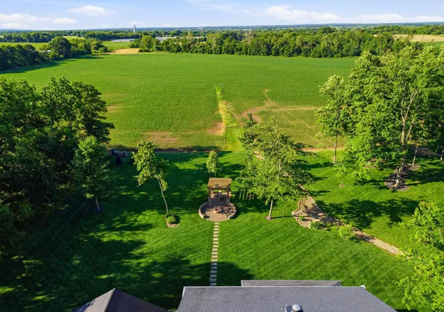 Homes for sale in Fredericktown, OH | 9596 Woodridge Cir, Fredericktown, OH 43019 | MLS# 226023167
