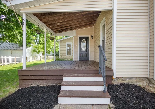 Homes for sale in Alexandria, OH | 37 College St, Alexandria, OH 43001 | MLS# 226023341