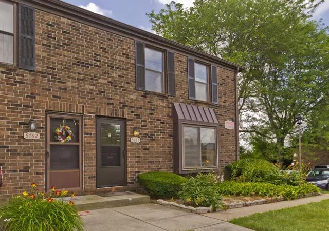 Photo 1 of Condo for sale at 5760 Lucinda Ct, Columbus, OH 43232 | MLS# 226025389 | Listing updated on 2026-09-14