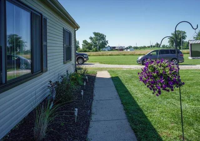 Homes for sale in Leesburg, OH | 12770 Mcconnel Rd, Leesburg, OH 45135 | MLS# 226023222