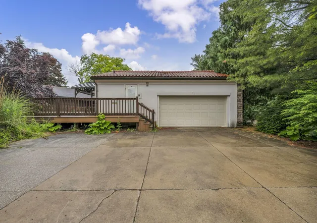 Homes for sale in North Royalton, OH | 4861 Royalton Rd, North Royalton, OH 44133 | MLS# 226023237
