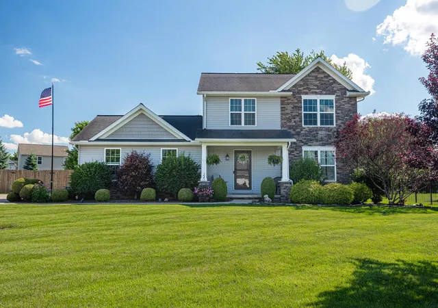 Homes for sale in Centerburg, OH | 25 Fieldcrest Dr, Centerburg, OH 43011 | MLS# 226023275
