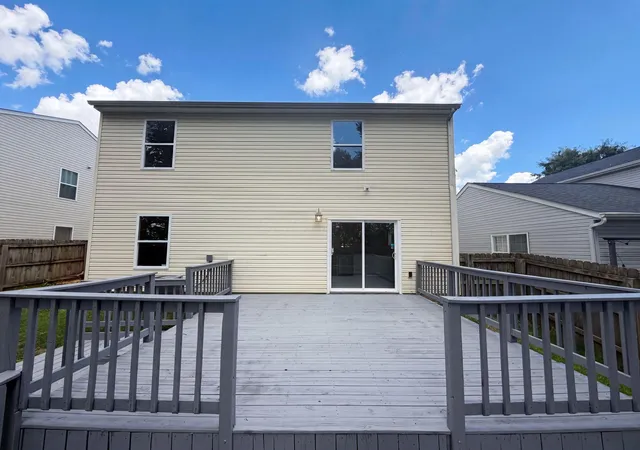 Photo 4 of Sale Pending at 4625 Kenross Dr, Columbus, OH 43207 | MLS# 226023248 | Listing updated on 2026-10-21